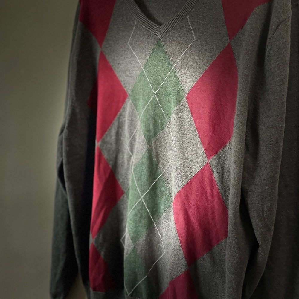 Jos. A. Bank Gray V-Neck Sweater with Red and Green Argyle - Picture 5 of 7